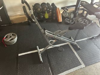 Sunny Health & Fitness Row-N-Ride Squat Assist Trainer Machine