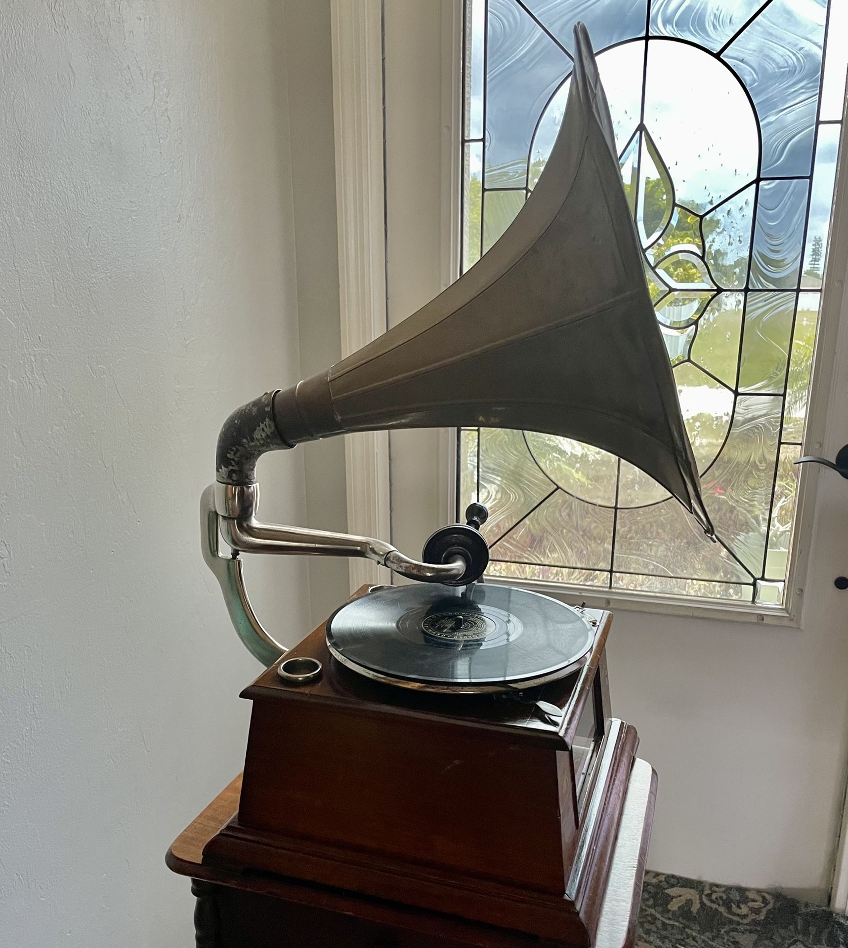 Antique crown Gramophone