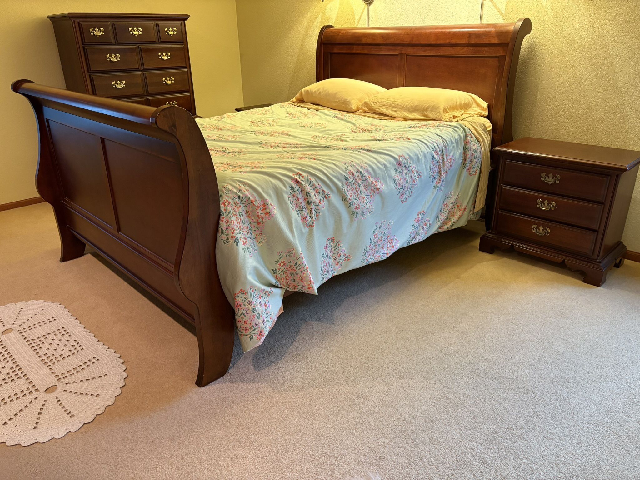 Queen Bedroom Set