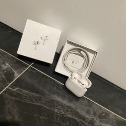 AirPods Pro 2nd Generation MagSafe And Noise Cancellation