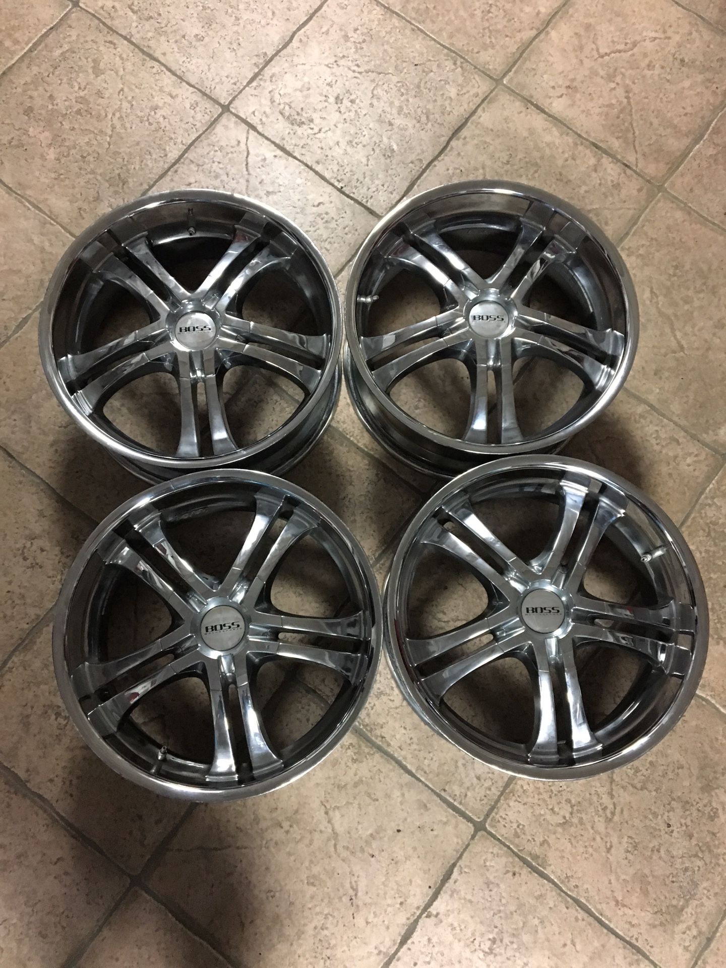 Boss 327 Chrome Rims 20x8.5, 5x114 / 5x120