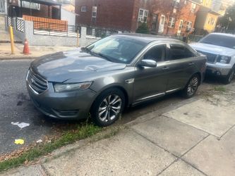 2014 Ford taurus