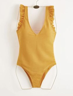 Women’s Clothing 