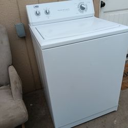 Lavadora marca Whirlpool estate