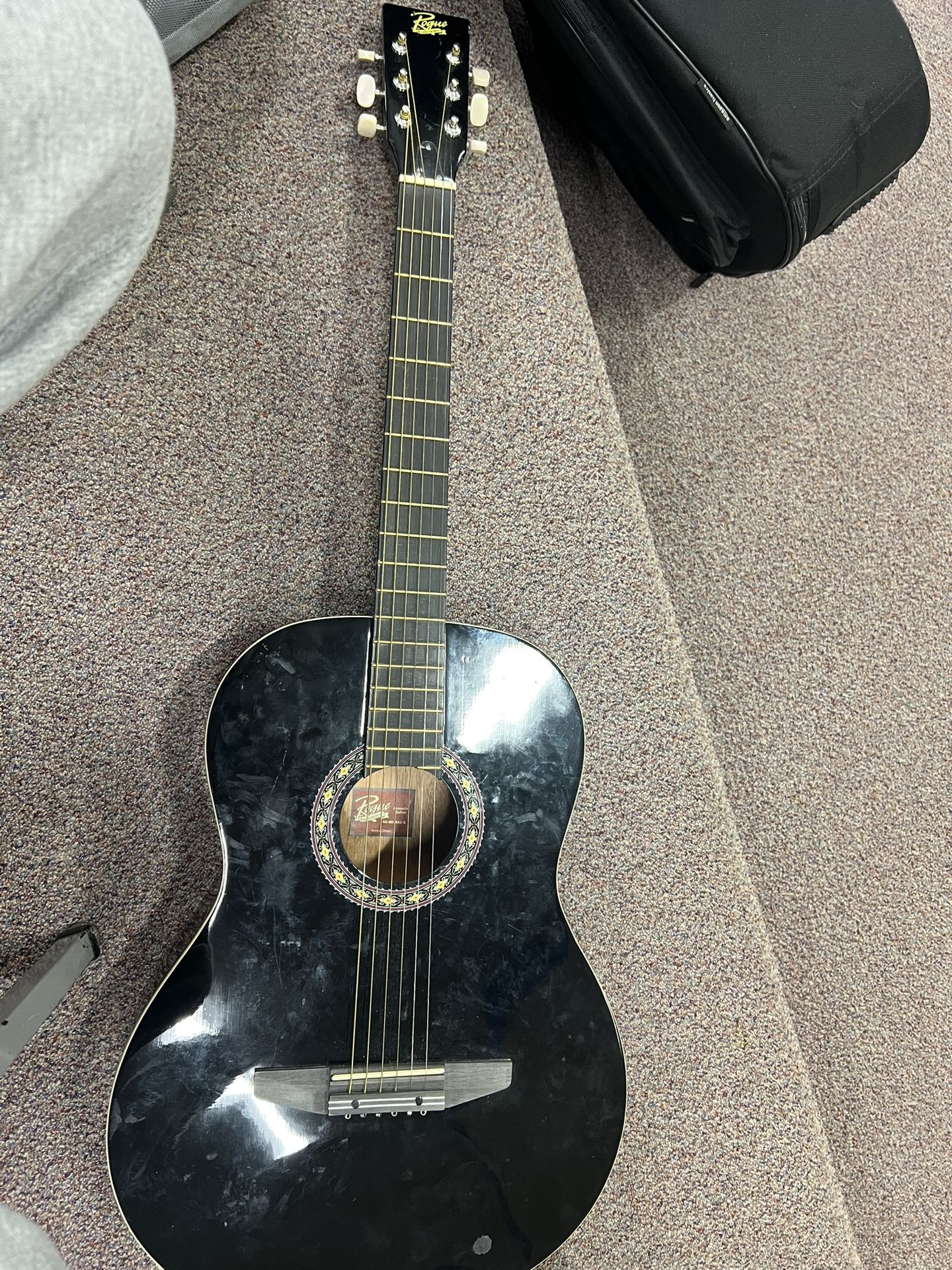 Rogue Acoustic guitar