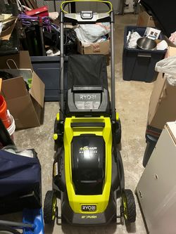 Lawnmower battery included