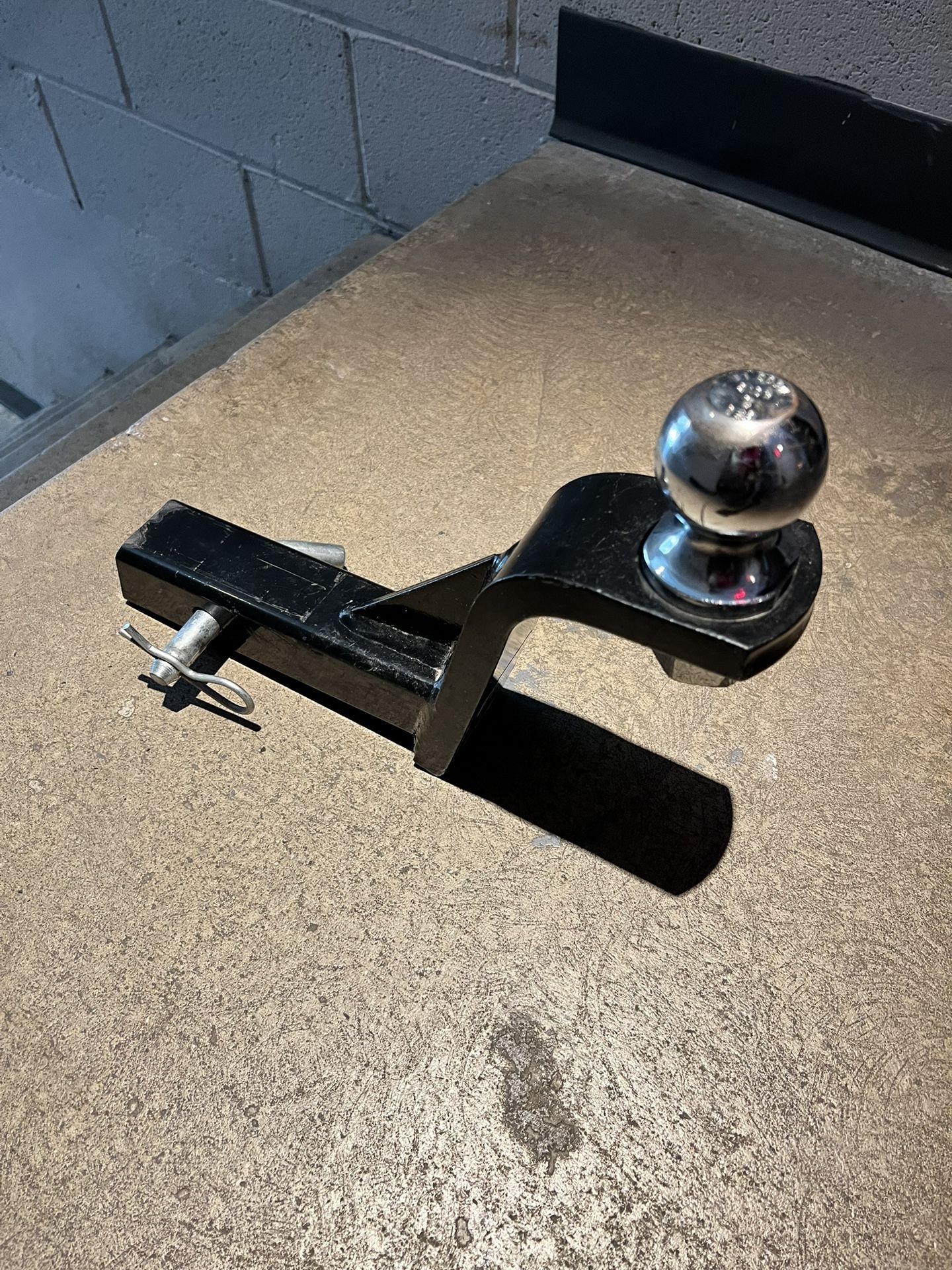 Tow Hitch - Ball Mount