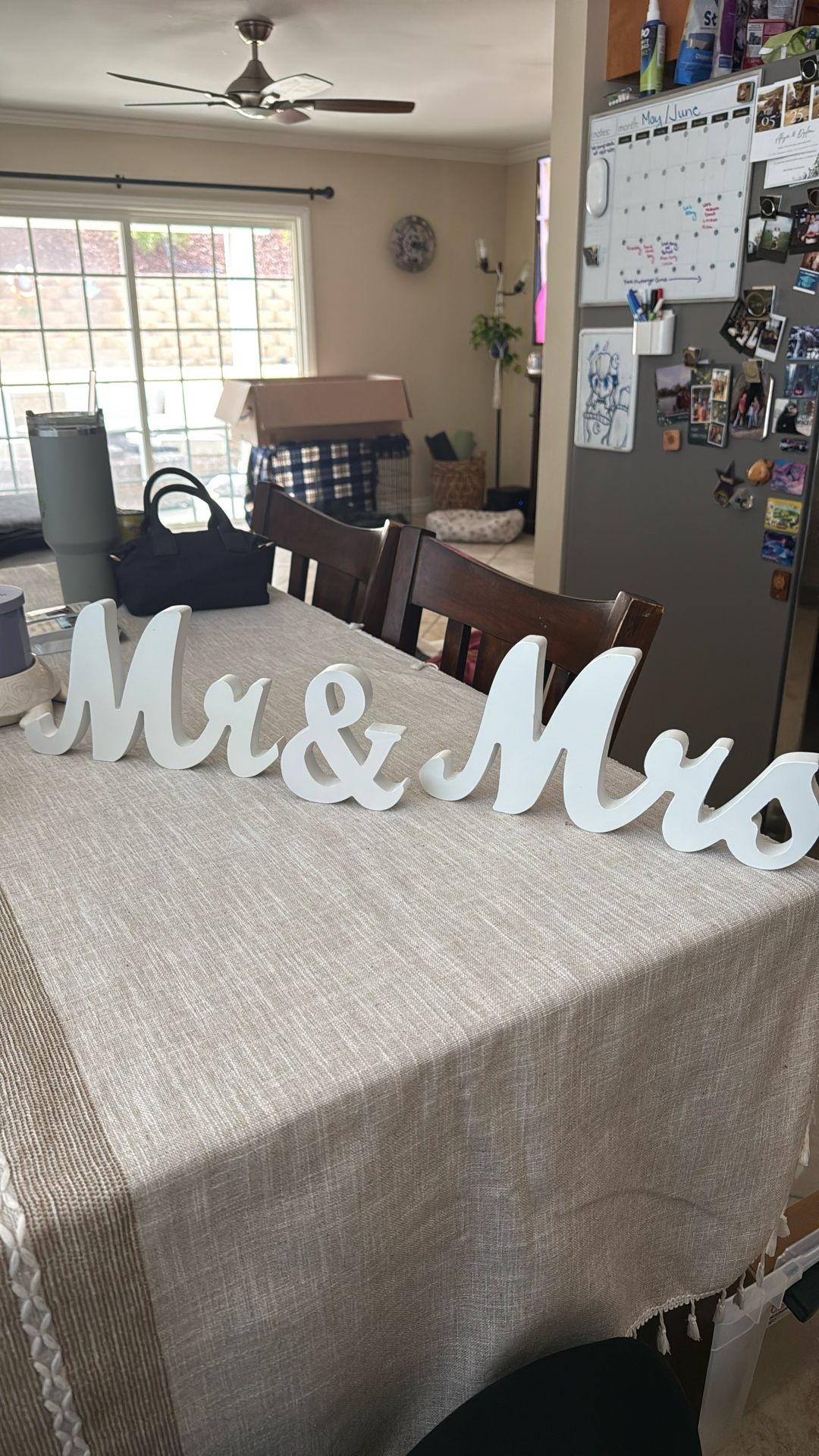 Mr. & Mrs. Sign