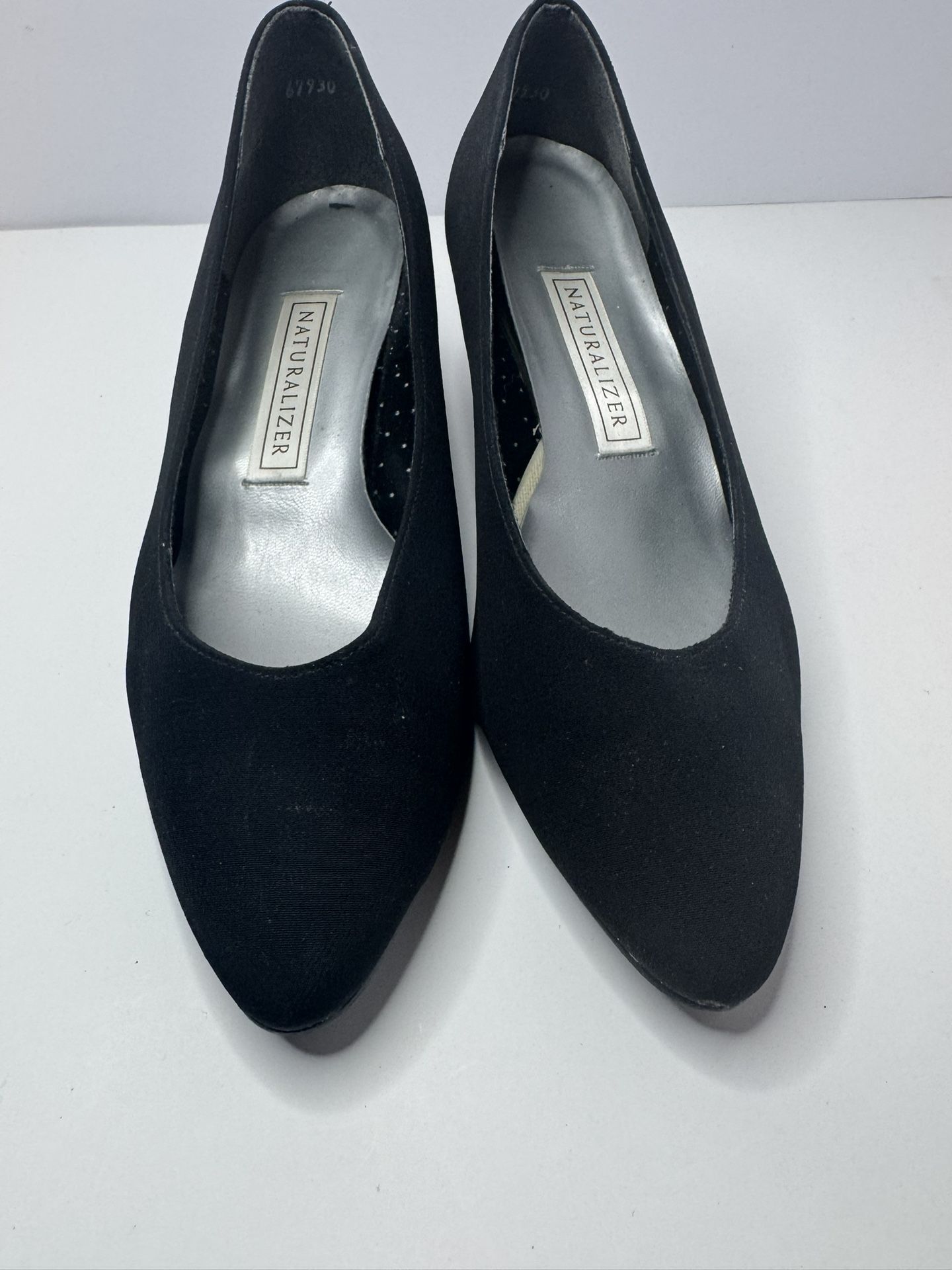 Naturalizer Black Fabric Kitten Heels Size 7.5