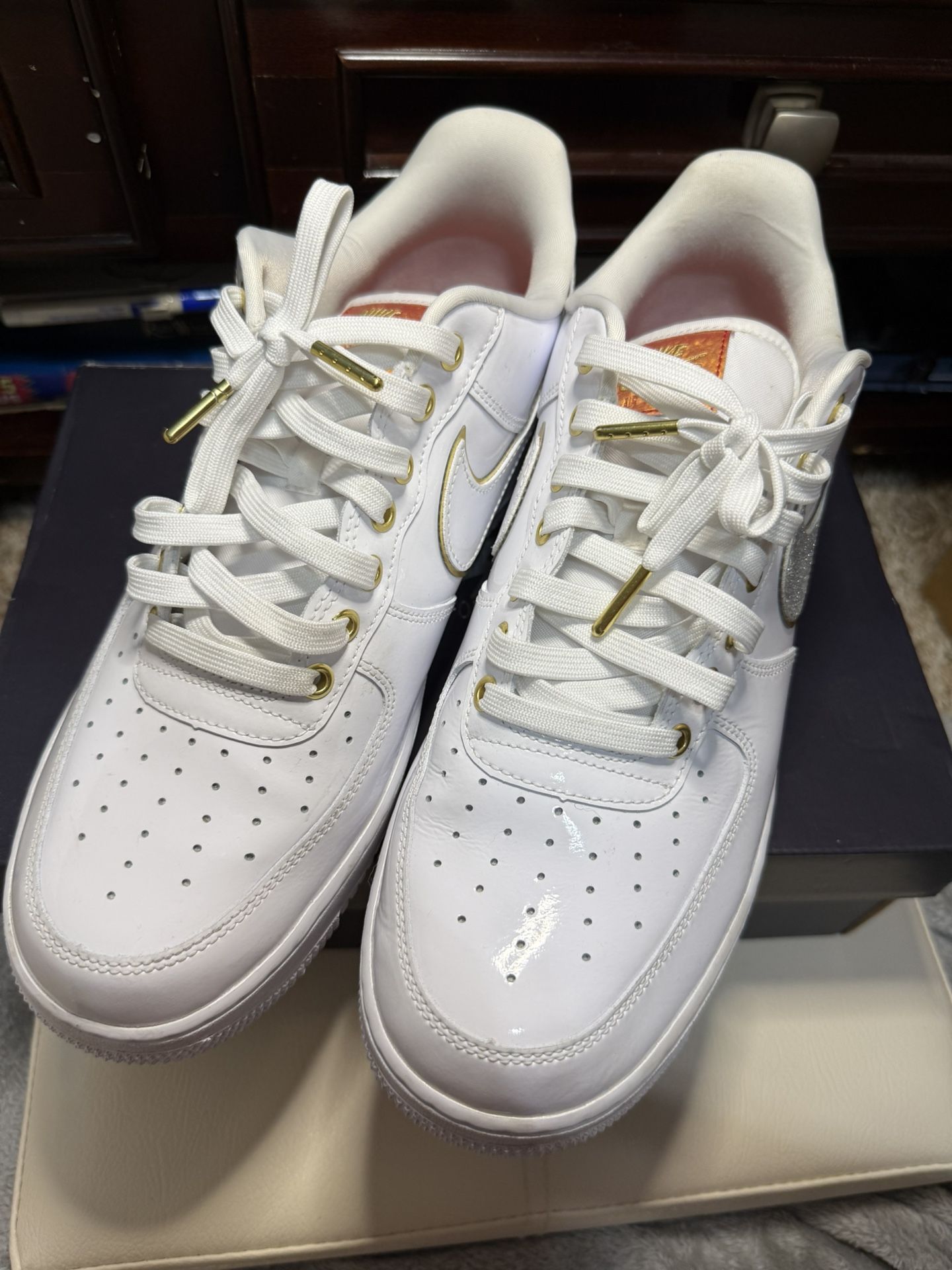 Nike Air Force 1 Low Premium White / Multi - Color "NOLA" Size 11