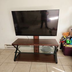 65in Vizio With Chromecast And TV Stand 