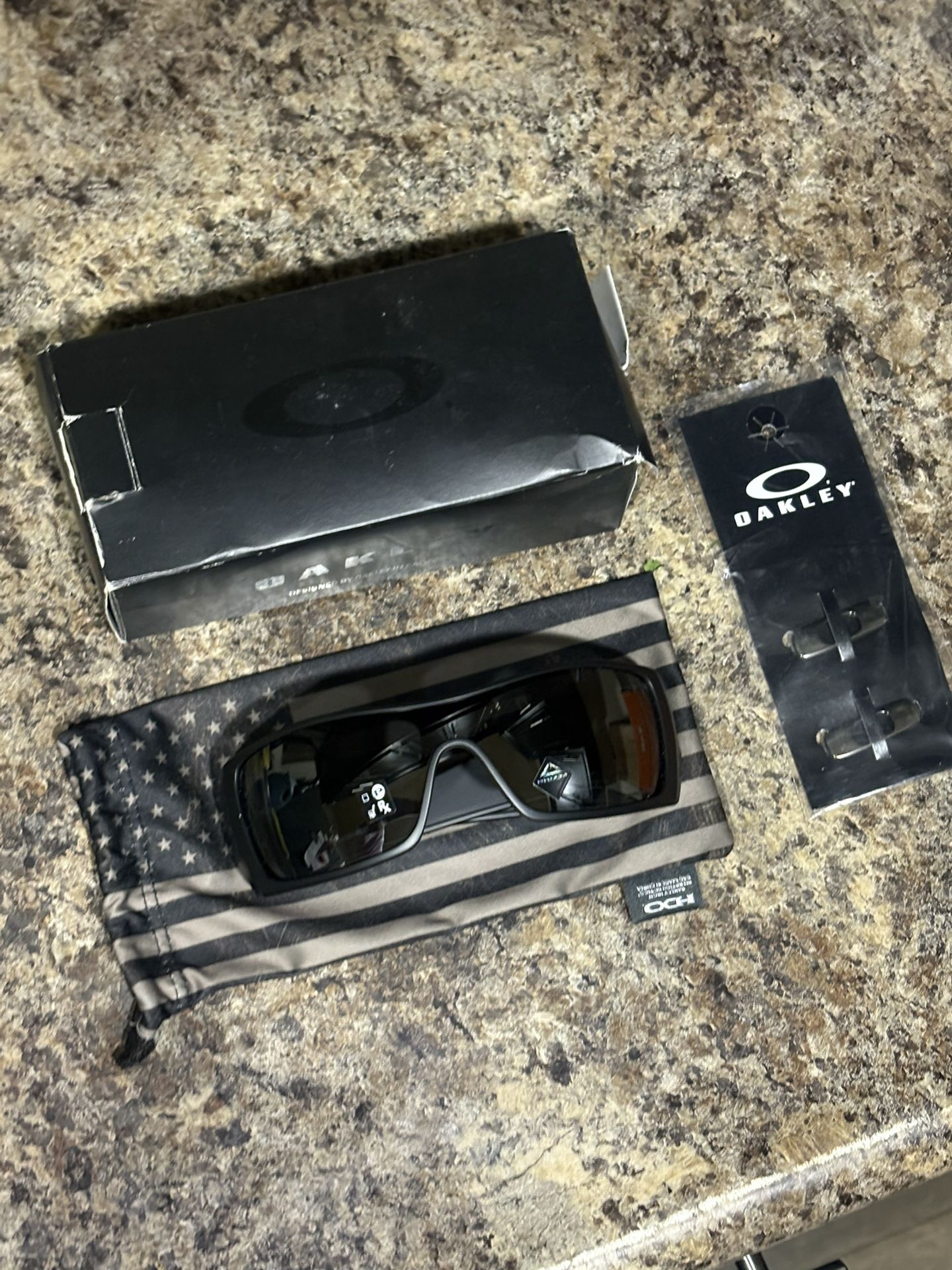 Oakley Batwolf Sunglasses 
