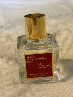 Baccarat body oil