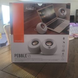 Creative Pebble Labtop Speakers