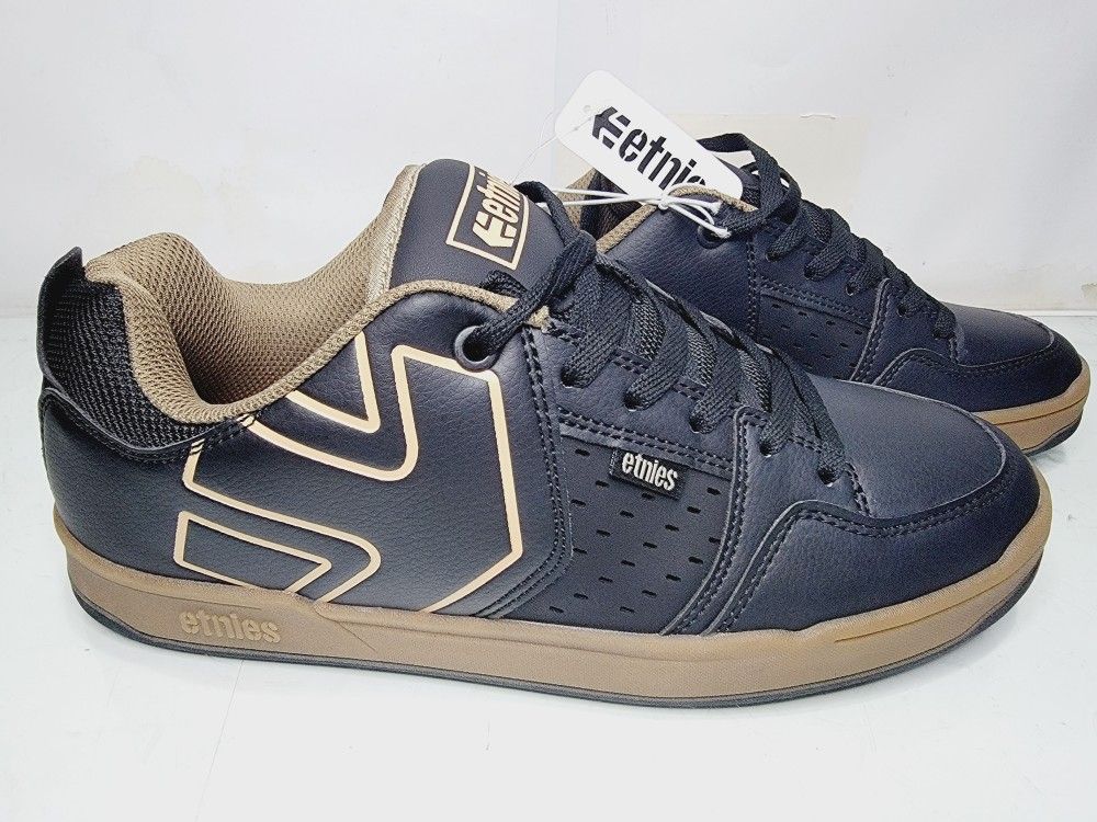 Etnies Skateboarding Size 9