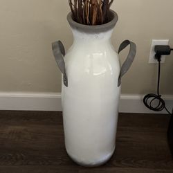 Farmhouse Style Vase 