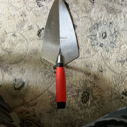 GOLDBLATT INDUSTRIES G01651 11x5-1/2 Brick Trowel Used once Pickup in Beverly 