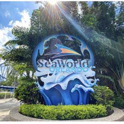 Sea world Orlando Florida  NOW OPEN