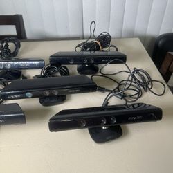 Lot Of 5 UnTested Microsoft 1414 Xbox 360 Kinect Sensor For Parts Or Repairs. They only comes with the USB as the power source.  