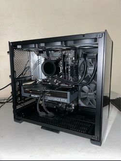 RTX 4070 Super Eagle OC 12GB / Intel i9-12900K / 32GB DDR5 Gaming PC