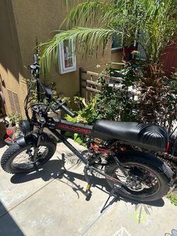 Black GOLDORO E-Bike