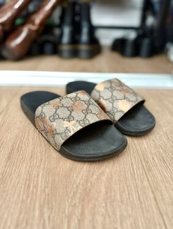 Women’s Genuine Gucci Slides — Like New