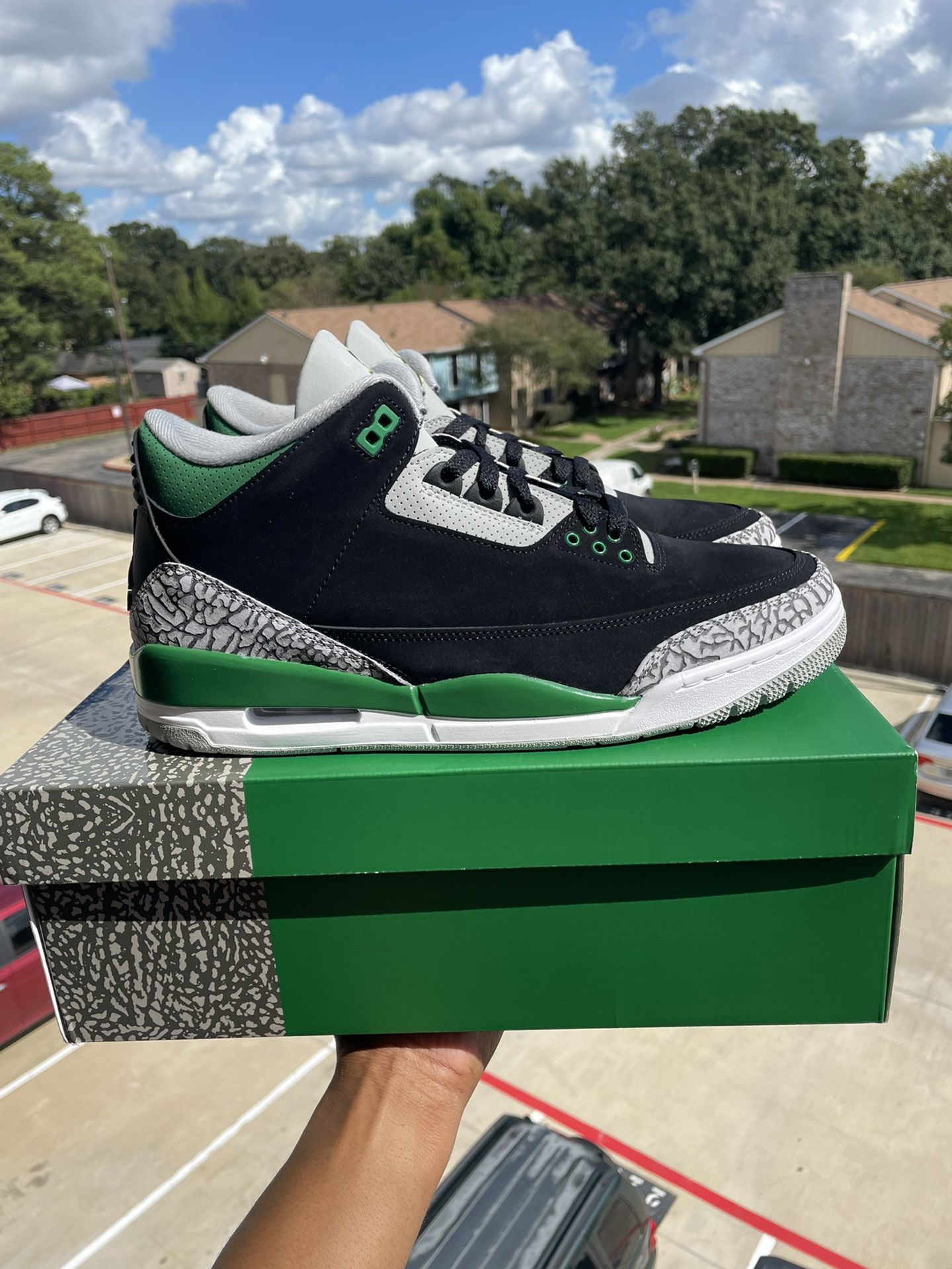 Jordan 3 Pine Green 