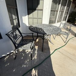 Heavy Duty Table And Chairs