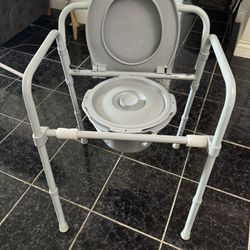 Portable Toilet 