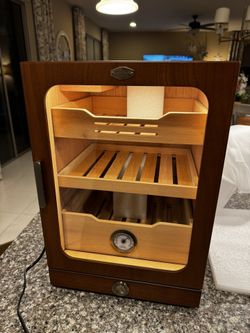 Cigar Humidor, Desktop Humidor Cabinet Light Control System with Spanish Cedar Wood Shelves, Hygrometer, 3 Humidifiers and Cigar Accessories Draw