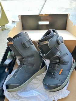 Deeluxe Snowboard Boots with BOA Closure for kid