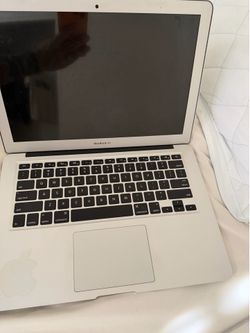 Macbook air 2018 Needs to be sold today. 80$