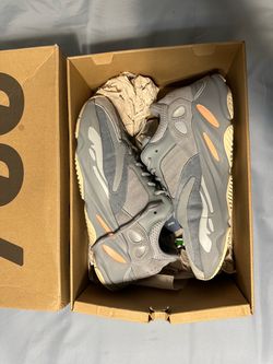 Yeezy boost 700 inertia