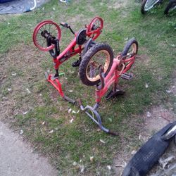 2 mini bicycles 