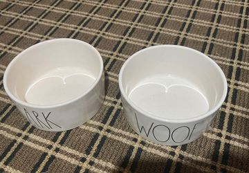 Dog Bowls 