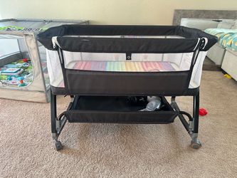 SiDe bed bassinet