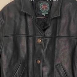 Ladies Button up Crop Leather Coat 