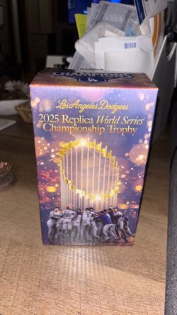 LA DODGERS 2025 replica World Series trophy
