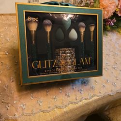 Glitz & Glam Green 8 Piece Cosmetic Brush Set