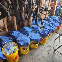 Buckets with a random assortment of Golf Balls 