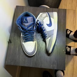 Jordan 1 True Blue