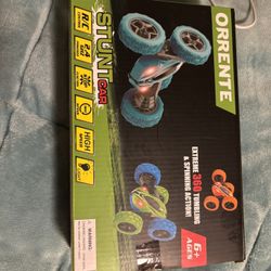 Green stunt car remote controlled