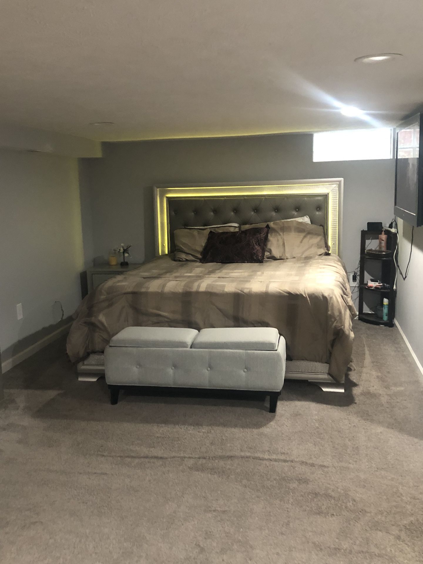 King Size Bedroom Set