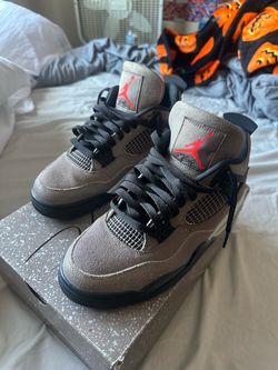 Retro Jordan 4 Taupe Sz 9