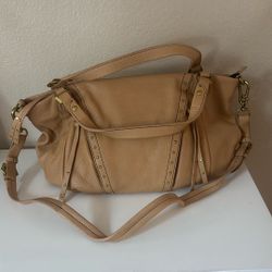Yang Bag. Light Brown Large Purse.  It Holds A Lot Of Stuff. 