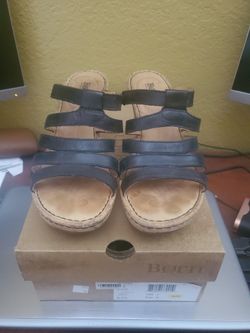 Women's Born Sandal Black Size 8  39