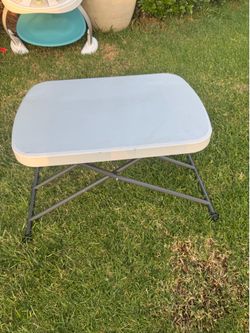 Personal Folding Table - 30 x 20"