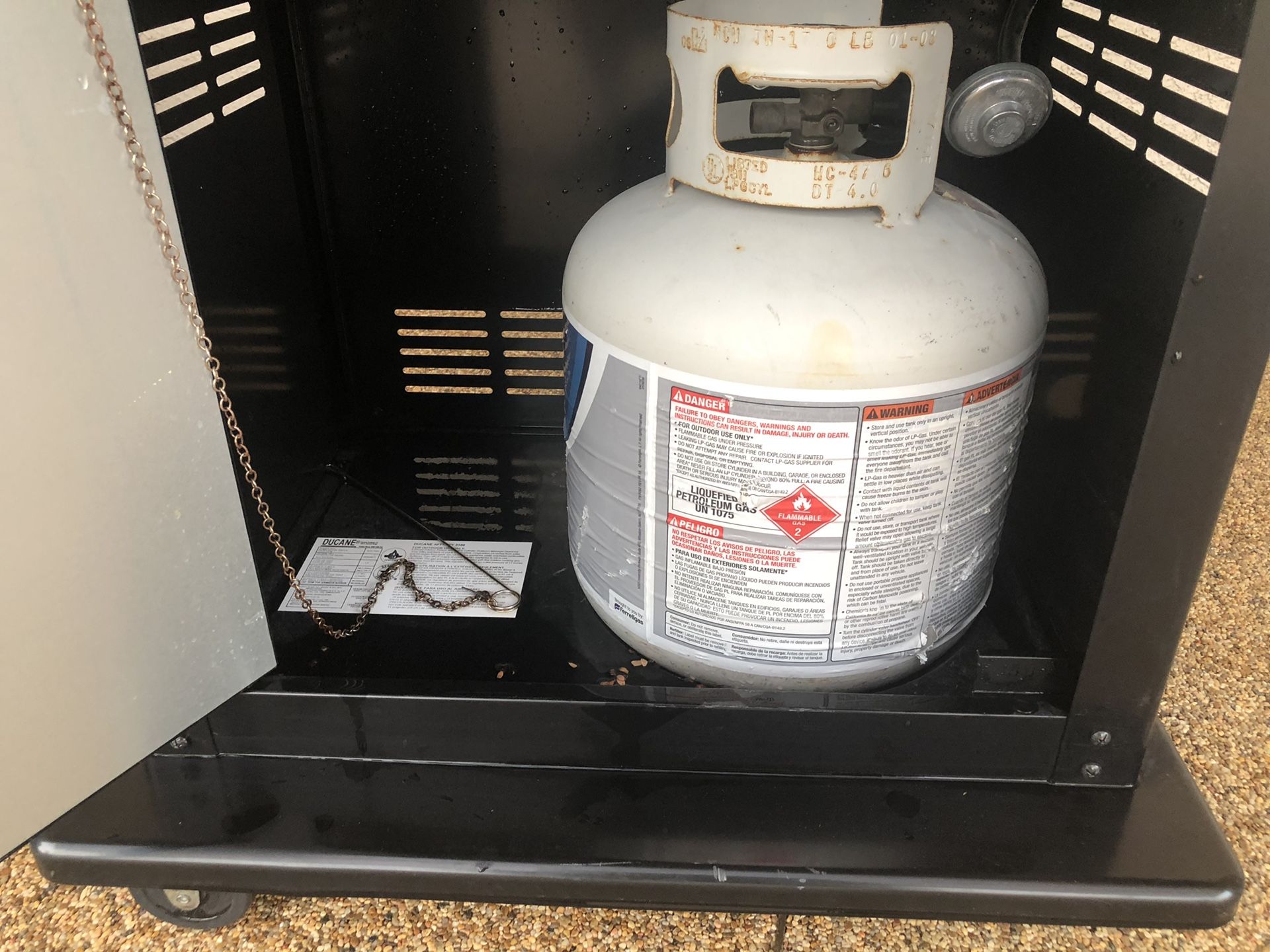 Ducane er W/ Propane Natural Gas BBQ Grill Affinity 3100 Barbecue for Sale in Las Vegas, NV