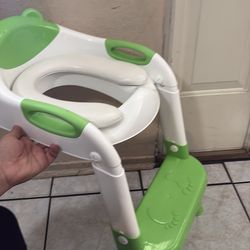 Toddler toilet seat