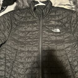 North Face Puffer Jacket 